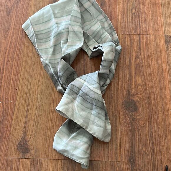 Champs Elysee Paris scarf Gray watercolor 100% silk - Picture 5 of 5